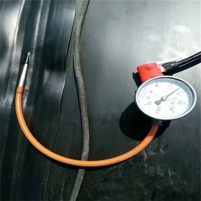 清潔、幹燥保證荔枝视频黄下载膜複雜施工環境下質量的標準