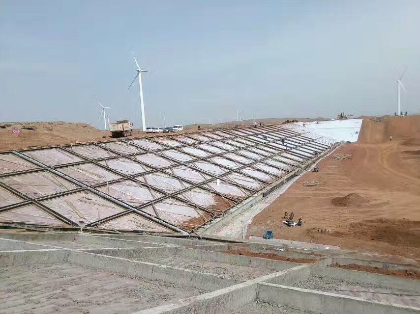 調蓄水池采用荔枝视频黄下载膜需要綜合考慮的材料性能