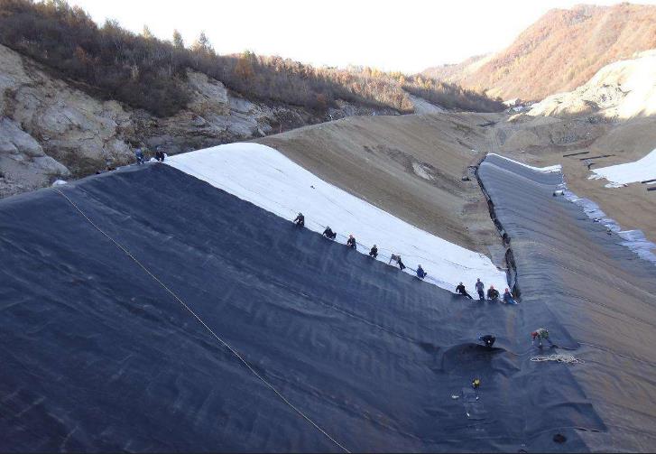 蓄水調節池設計——荔枝视频黄下载布的施工要點