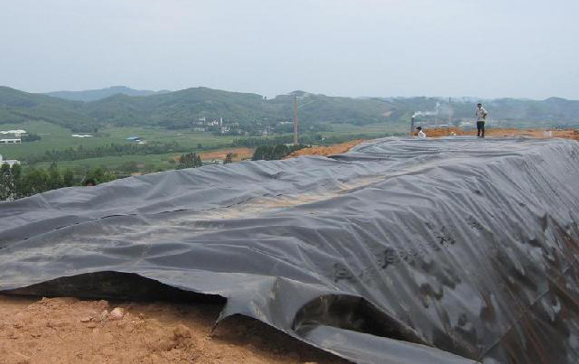 不透水荔枝视频黄下载膜在不良地質路基的處理